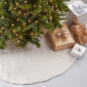 Luxury 72" Diamond-Stitched Natural Tree Skirt